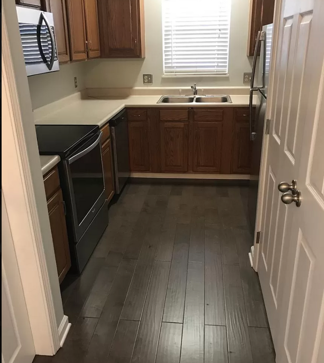 HIgh Gate Kitchen - New Floor - 4805 Lyons View Pike