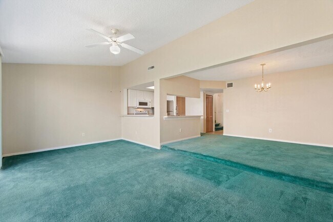 Building Photo - Welcome to Island Club Resort! Spacious 3-bedroom 3-bathroom Townhouse!