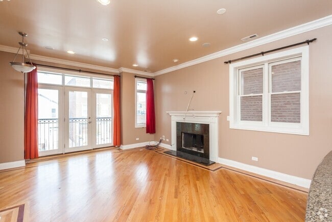 Building Photo - 2417 W Fillmore St