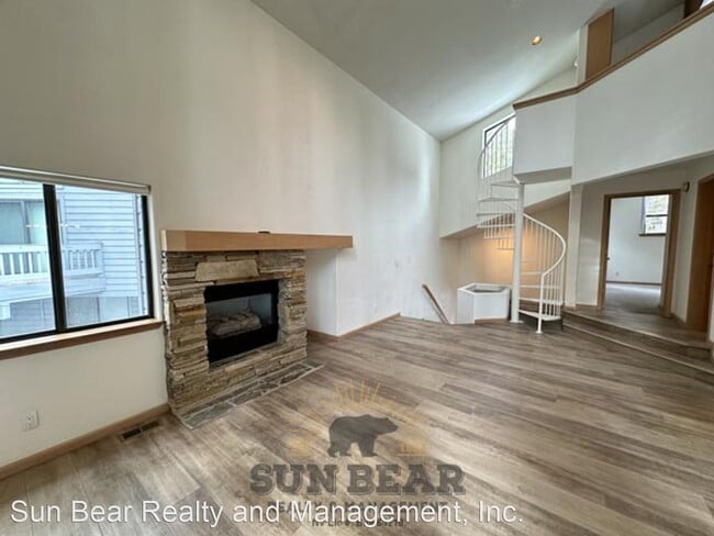 Building Photo - 3 br, 2 bath House - 849 McCourry Blvd.