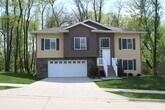 Primary Photo - Beautiful 4 bed/3 bath house