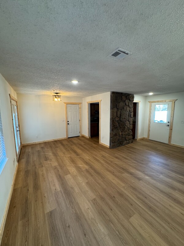 Foto del edificio - 1102 SE 10th St