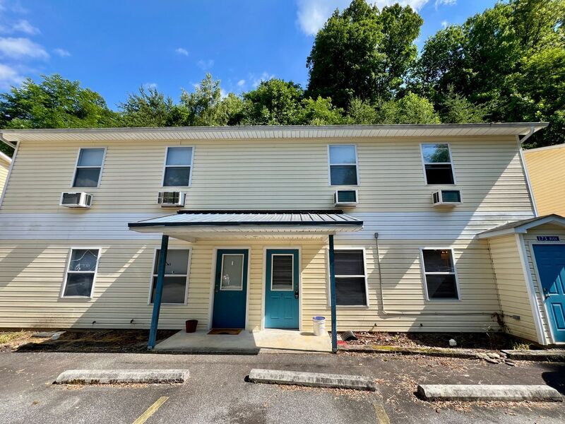 171 Citadel Dr Unit Apt 173B, Cullowhee, NC 28723 Condo for Rent in