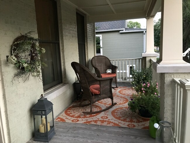 Building Photo - 541 Wesley Ave