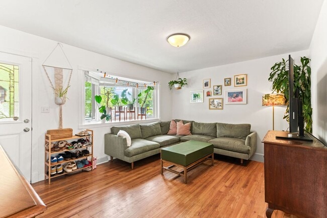 Building Photo - Cute 3 Bedroom Ranch in Loveland