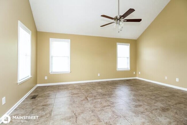 Building Photo - 7121 Beard Ct, La Vergne, TN 37086