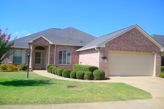 Building Photo - 122 Palisade Ln