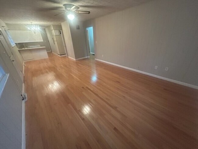 Foto del edificio - Three Bedroom Home in Corbin, KY