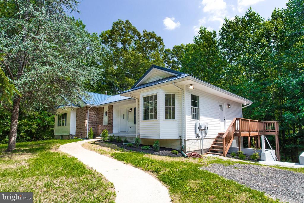 Foto principal - 13495 Budds Creek Rd