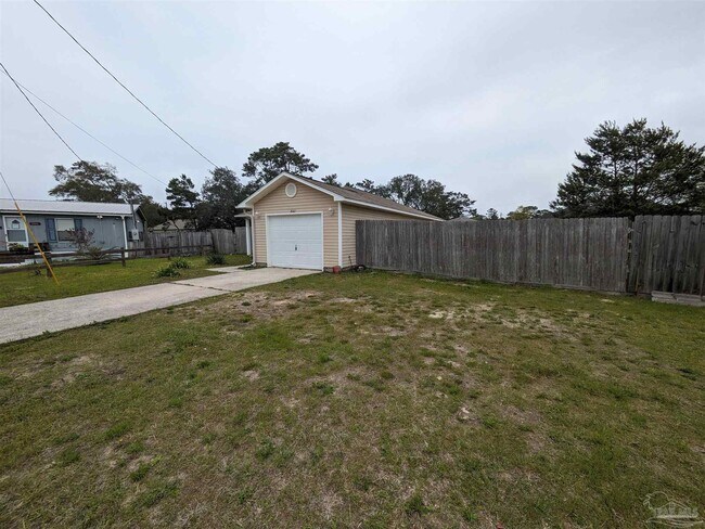 Foto del edificio - 2042 Courier Ct