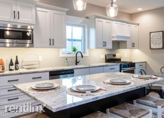 Primary Photo - 1 br, 1 bath Condo - 1850 Axtell Dr Apt 5