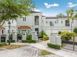 Building Photo - 10155 SW 75th Pl