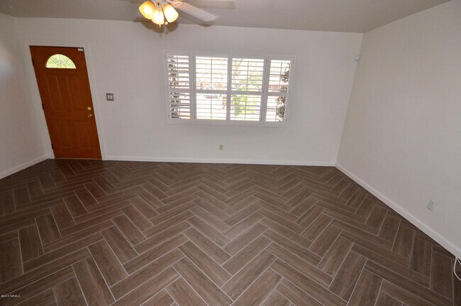 Foto del edificio - 3002 E Copper St