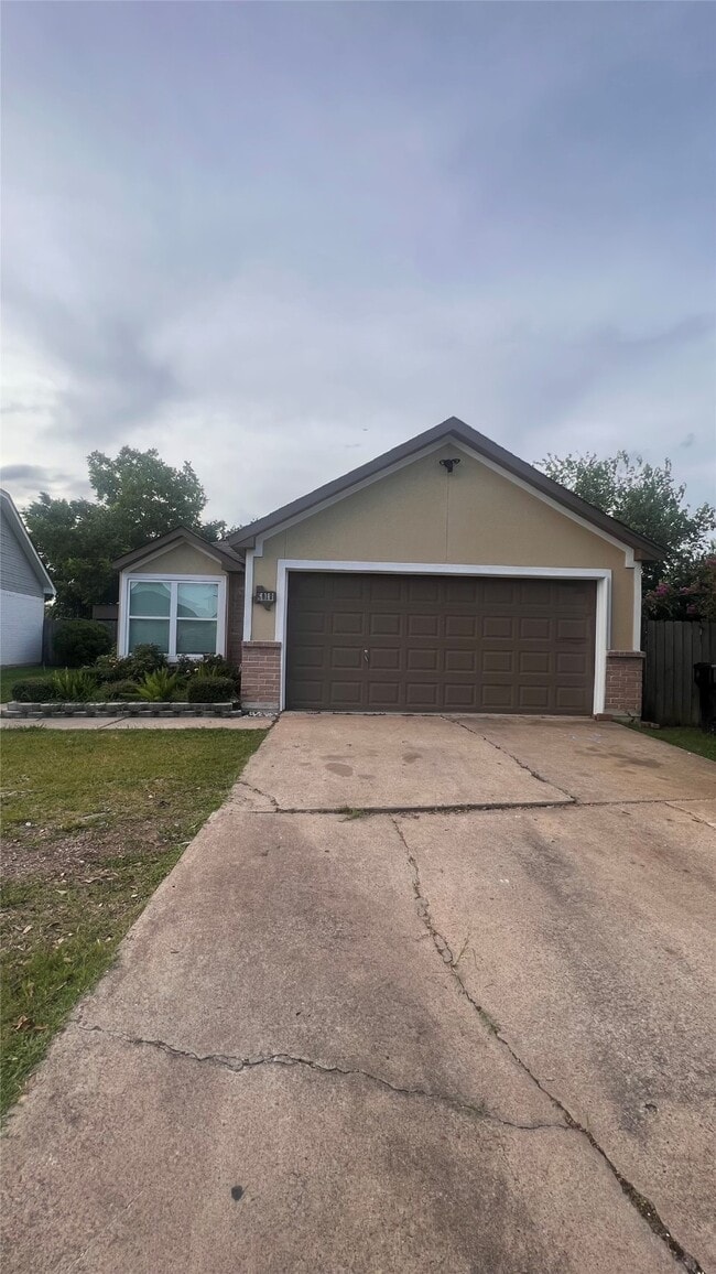 Foto del edificio - 6018 Beaconridge Dr