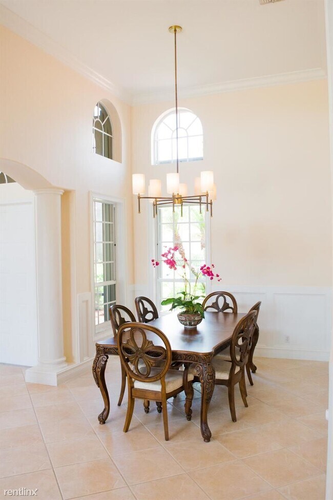 Foto del edificio - 4 br, 3 bath House - 4367 Silver Glen Dr