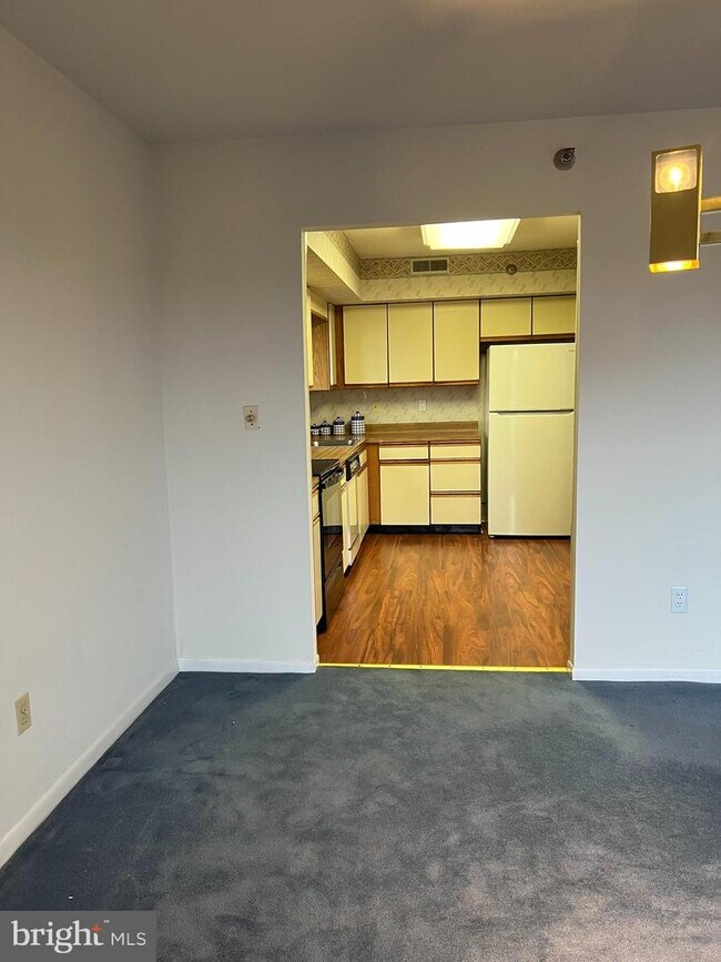 Foto del edificio - 7203 Rockland Hills Dr