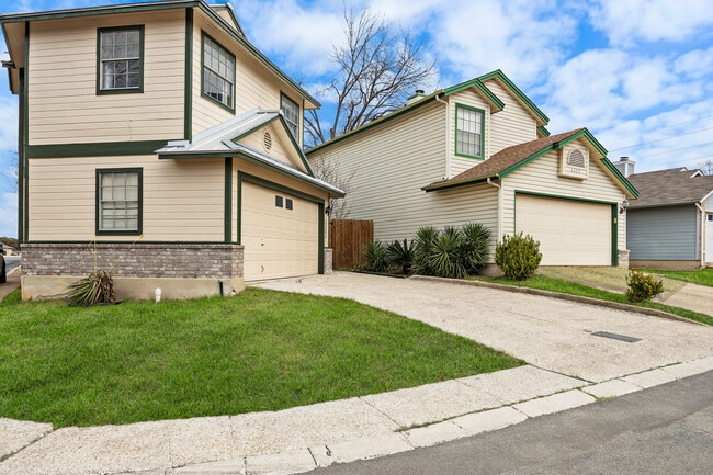 Foto del edificio - 3203 Stoney Square