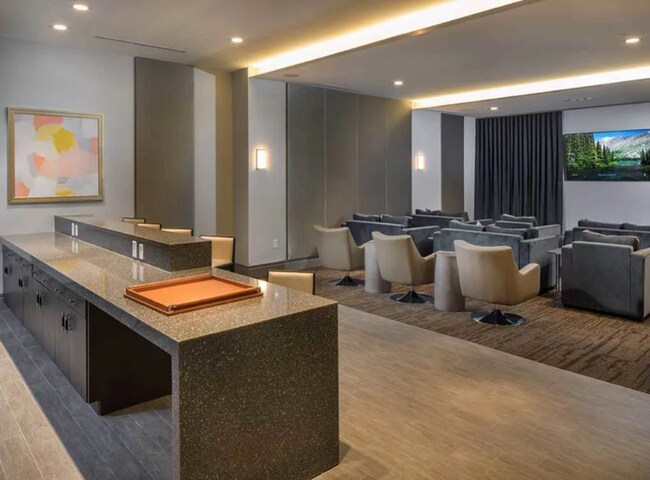 Foto del edificio - 3460 Roxboro Rd