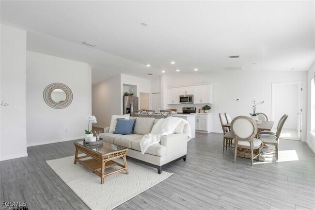 Foto del edificio - 1006 NW 5th Pl