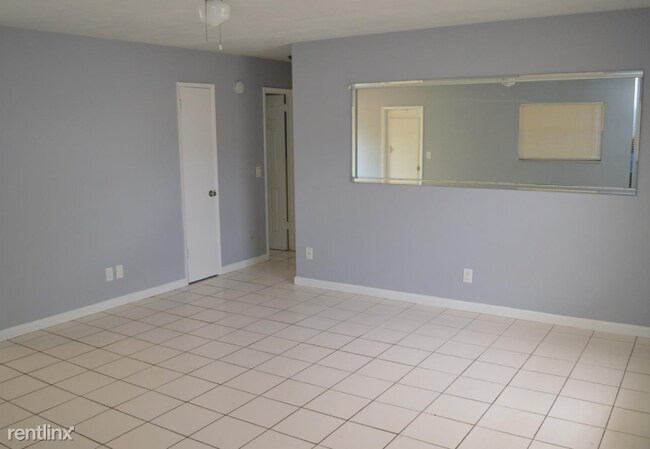 Foto del edificio - 2 br, 0.5 bath  - 2621 Grant St
