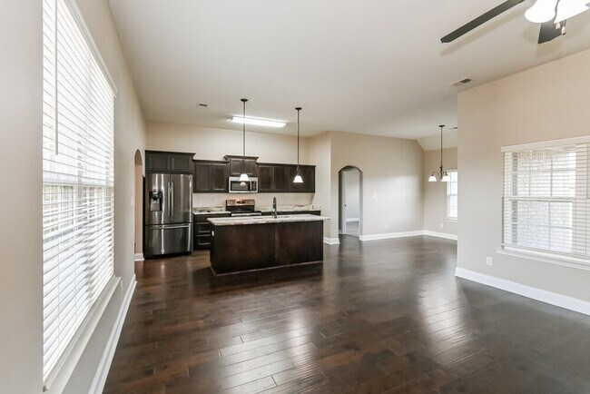 Building Photo - 3677 Dorrie Cir
