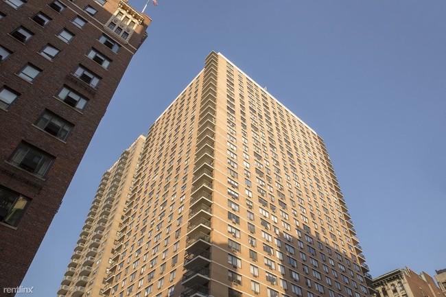 Foto del edificio - 300 Mercer St