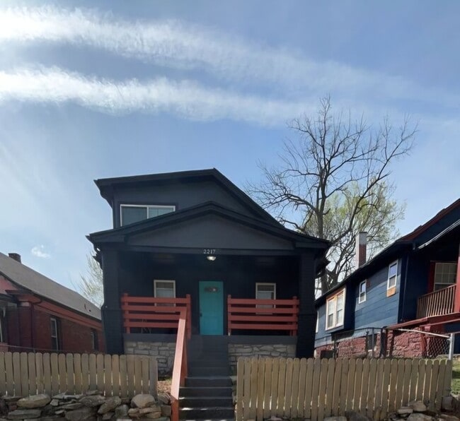 Building Photo - 2217 E 37th St