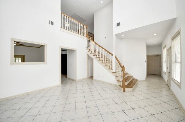 Foto del edificio - 10535 Emnora Ln
