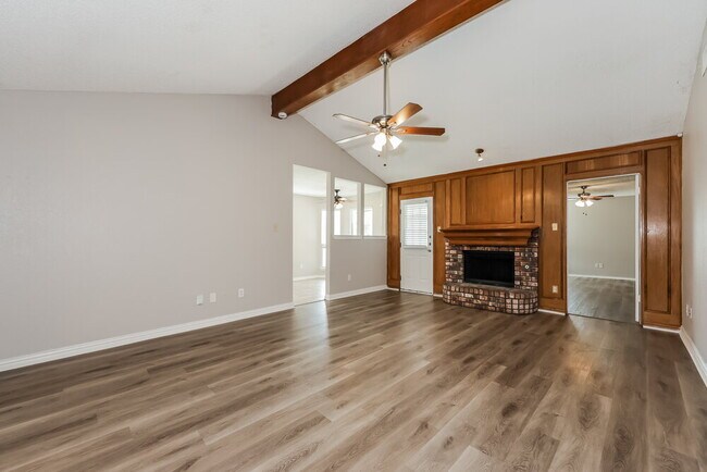 Building Photo - 1801 Seminole Trail