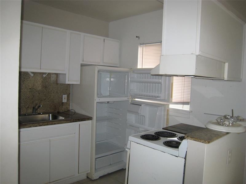Foto principal - 1044 NE 8th Ave