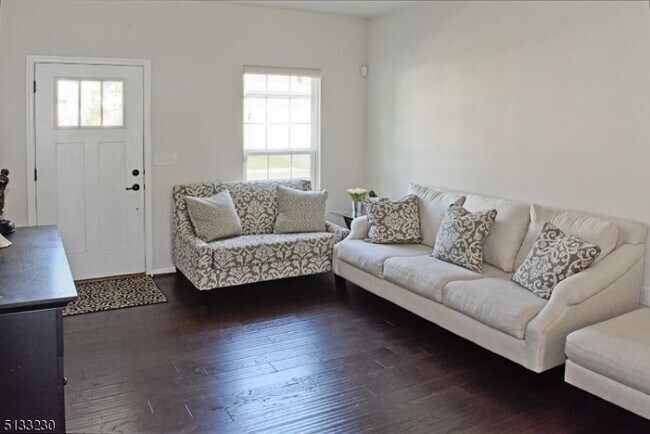 Foto del edificio - 11 Shadetree Ln