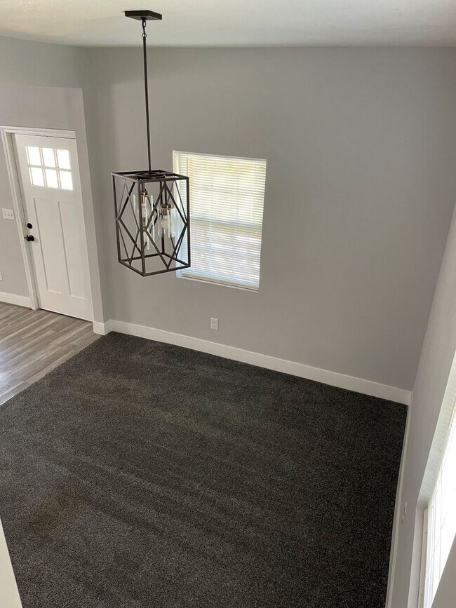 Foto del edificio - RANCH STYLE HOME!!!