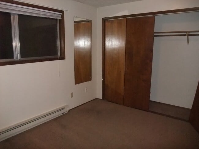 Building Photo - Nice Upstairs Unit  A Few Blocks From Camp...