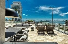 Foto del edificio - 456 NE 25th St