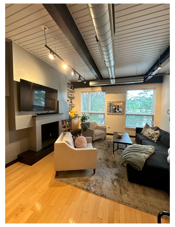 living room 2 - 75 Maple St