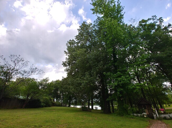 Building Photo - 23 Wilson Cove Rd