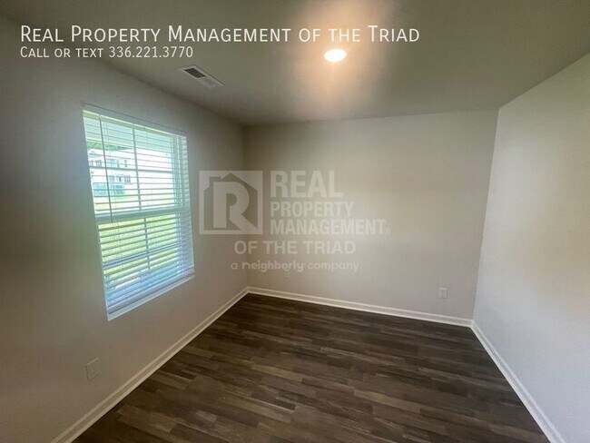 Foto del edificio - Unbelievable 5bd/3ba home in Lexington, br...