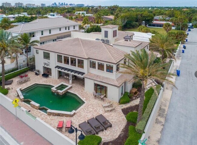 Foto del edificio - 1717 N Fort Lauderdale Beach Blvd