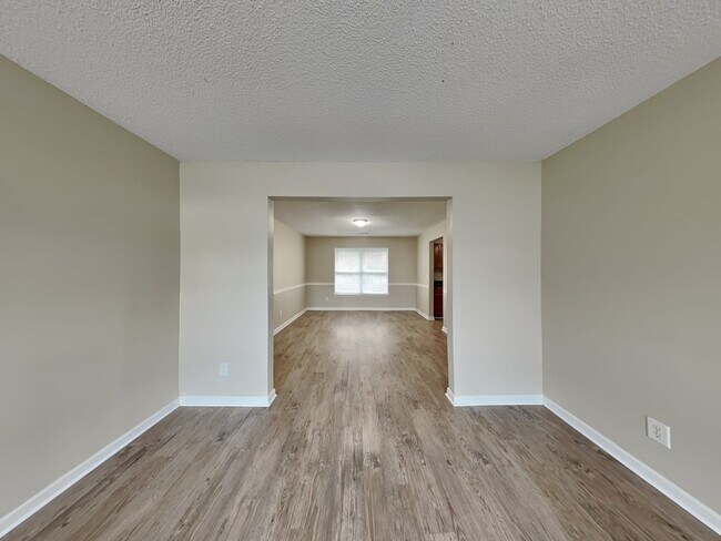 Building Photo - 433 Grier Dr