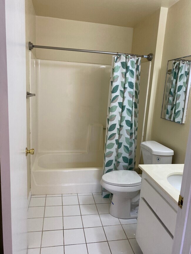 Foto del edificio - 12562 Dale St