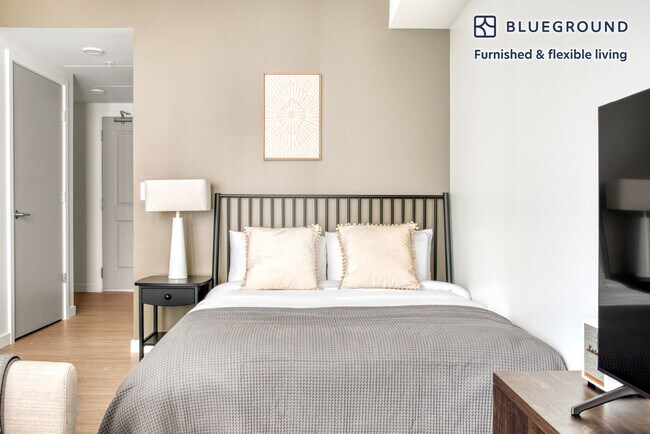 Foto del edificio - 704 Spring St