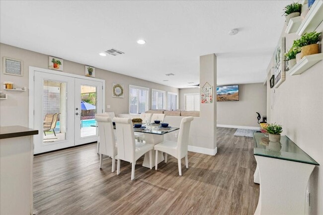 Foto del edificio - 2735 Peekskill Ave