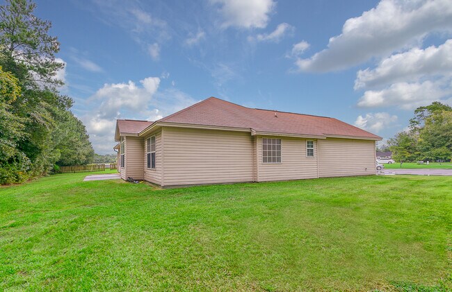 Building Photo - 12 Bass Rock Ct