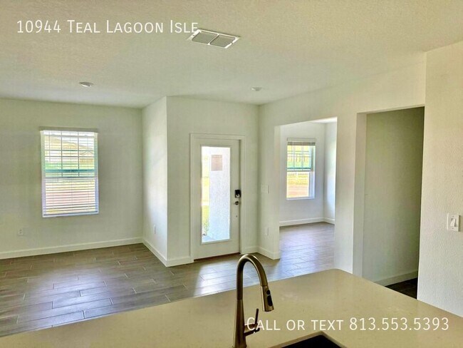 Foto del edificio - 10944 Teal Lagoon Isle