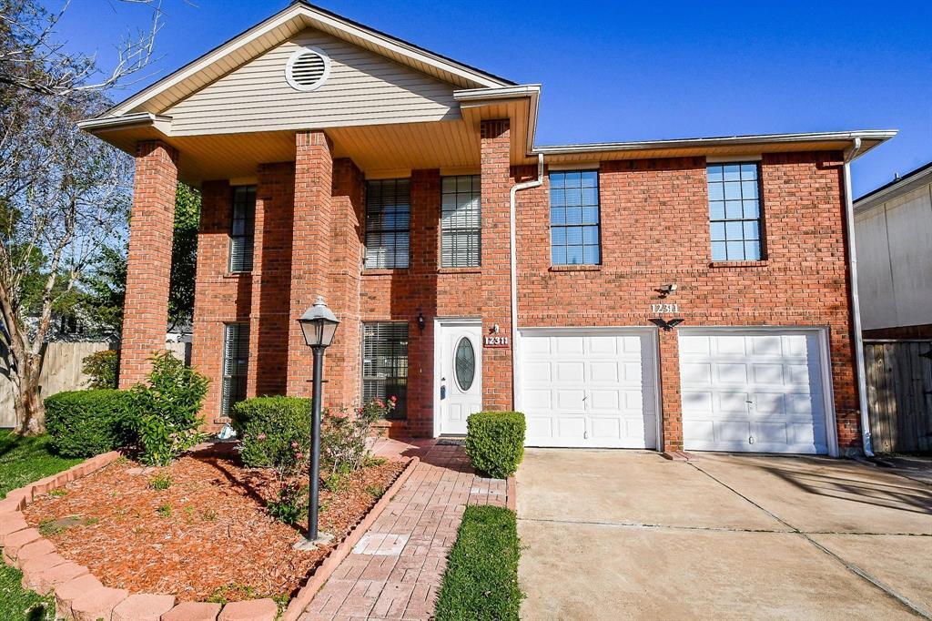 Foto principal - 12311 Grove Meadow Dr