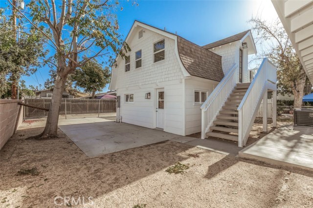 Foto principal - 542 S Clementine St