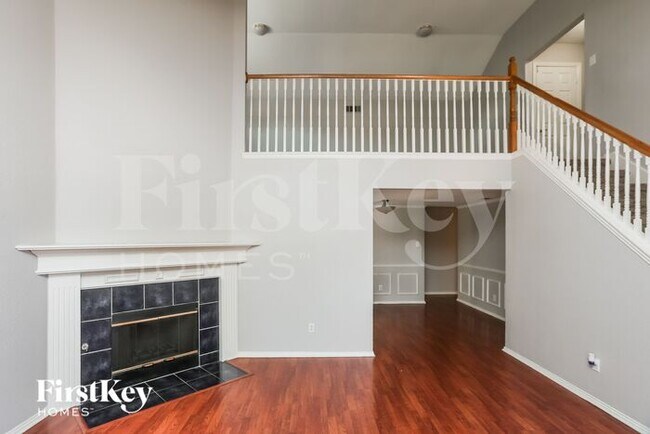 Foto del edificio - 5902 Silverpoint Ct