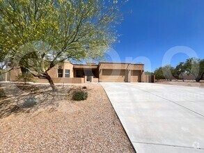 Building Photo - 9398 E Desert Milkweed Ct