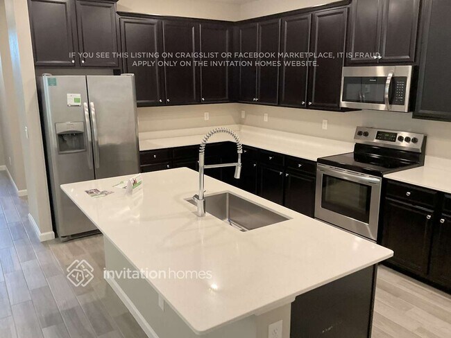 Foto del edificio - 11310 Oyster Creek Rd