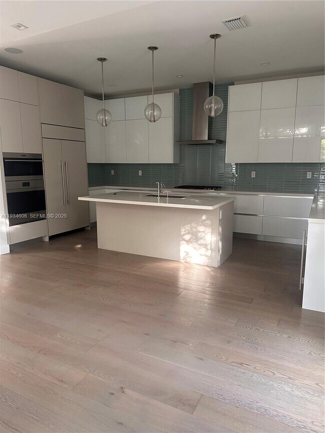 Foto del edificio - 8231 NW 48th St